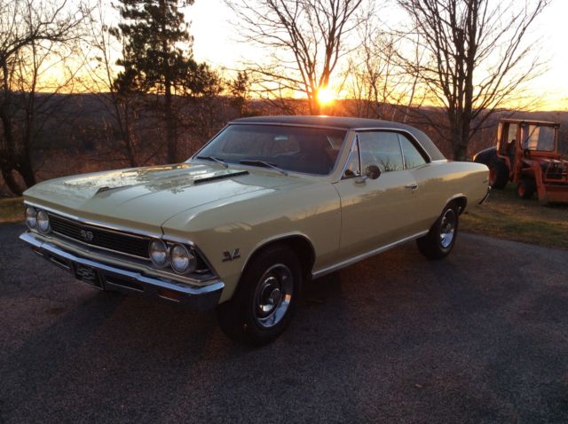 1966 Butternut Yellow Chevrolet Chevelle Coupe