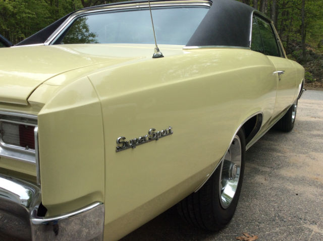 1966 Butternut Yellow Chevrolet Chevelle Coupe