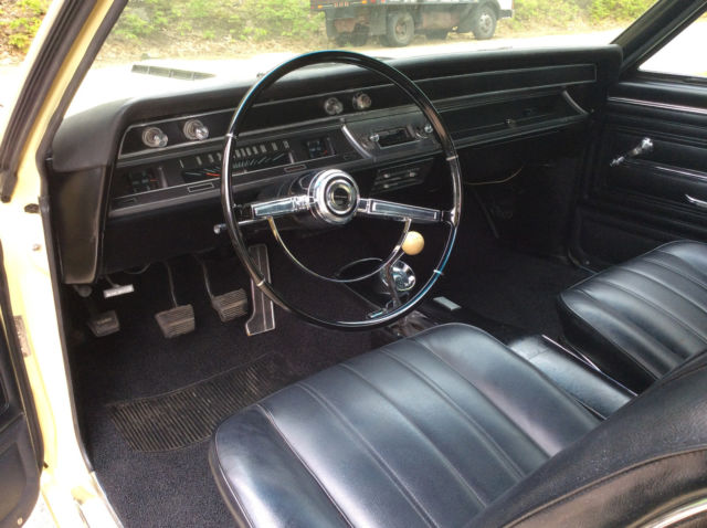 1966 Butternut Yellow Chevrolet Chevelle Coupe
