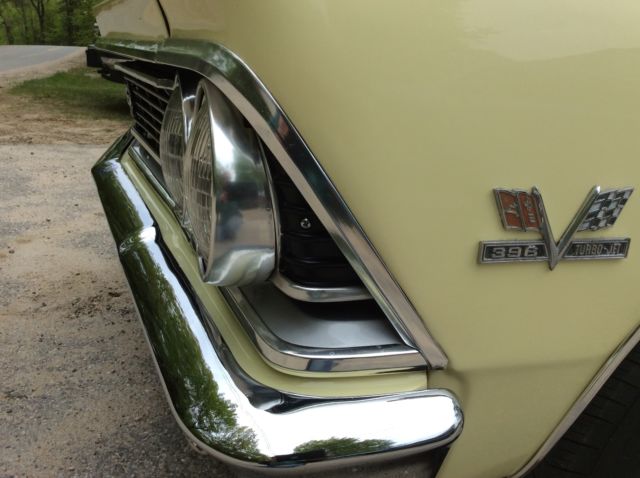 1966 Butternut Yellow Chevrolet Chevelle Coupe