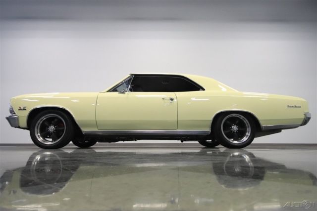 1966 Yellow Chevrolet Chevelle