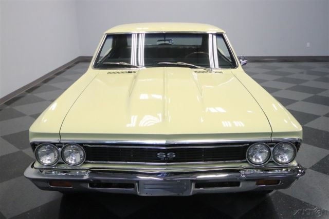 1966 Yellow Chevrolet Chevelle