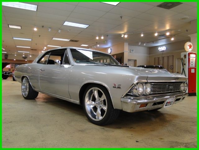 1966 Silver Chevrolet Chevelle