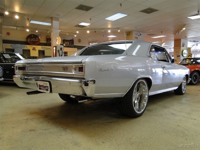 1966 Silver Chevrolet Chevelle