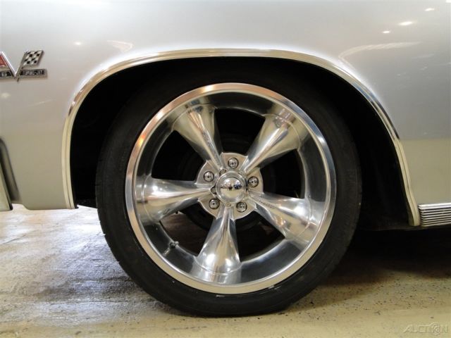 1966 Silver Chevrolet Chevelle