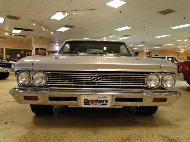1966 Silver Chevrolet Chevelle