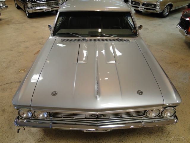 1966 Silver Chevrolet Chevelle