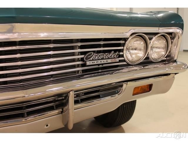 1966 Green Chevrolet Impala