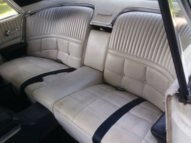 1966 Ford Thunderbird