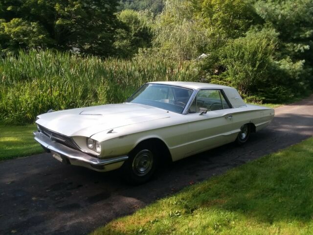 1966 Ford Thunderbird