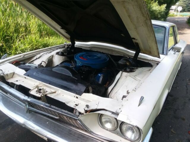 1966 Ford Thunderbird