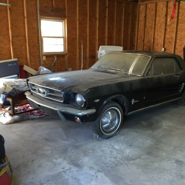 1966 Ford Mustang 2 door htop
