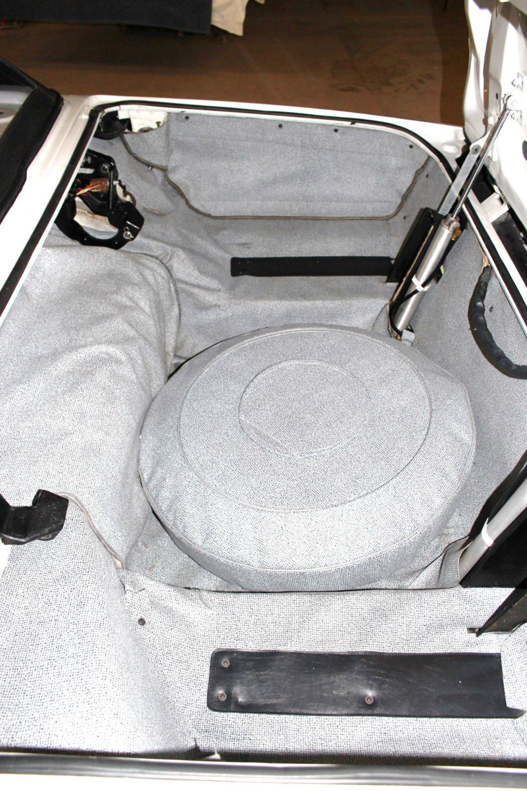 1966 Oxford White Ford Thunderbird Convertible