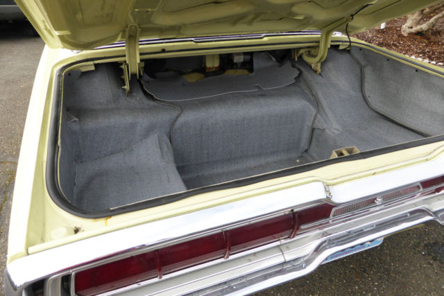 1966 Yellow Ford Thunderbird Coupe