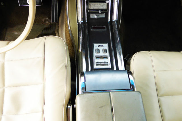 1966 Yellow Ford Thunderbird Coupe