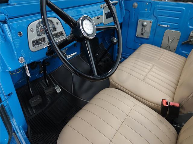1966 Blue Toyota FJ Cruiser SUV
