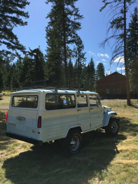 1966 Ivory & Bahama Blue Toyota Land Cruiser FJ45Lv Wagon
