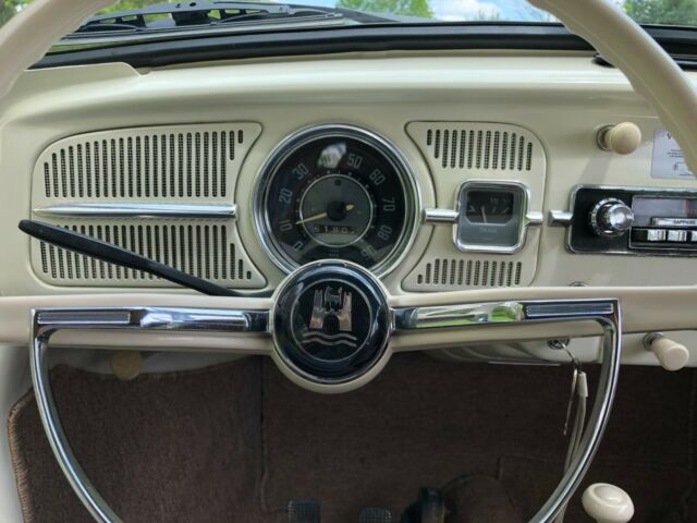 1966 Green Volkswagen Beetle - Classic Sedan