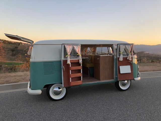 1966 Green Volkswagen Bus/Vanagon Van Camper