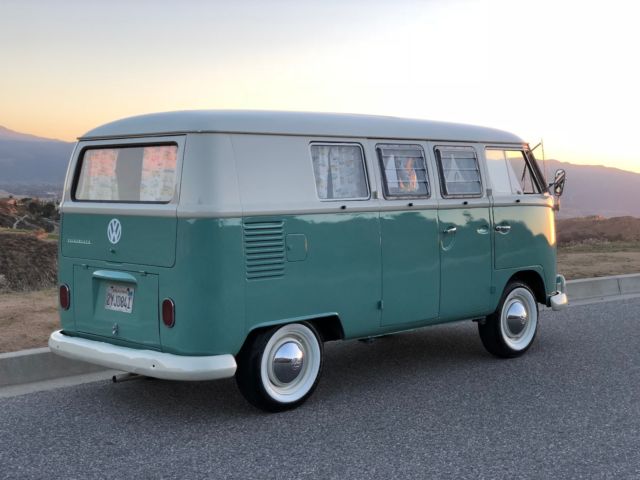 1966 Green Volkswagen Bus/Vanagon Van Camper