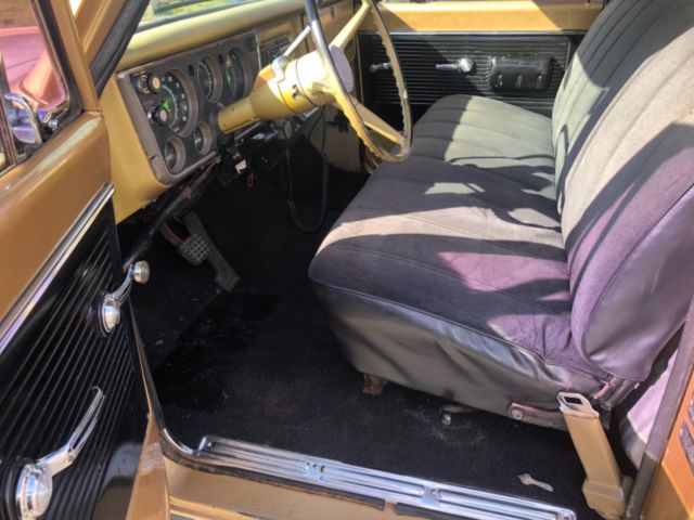 1968 Gold Chevrolet C20 Pickup Standard Cab Pickup