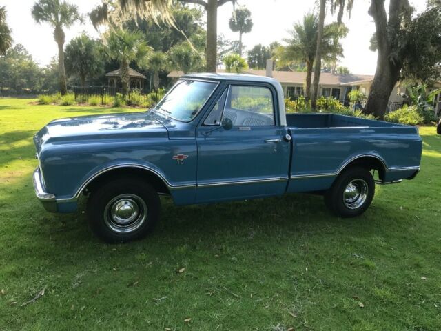 1967 Blue Chevrolet C-10 Short wheele base