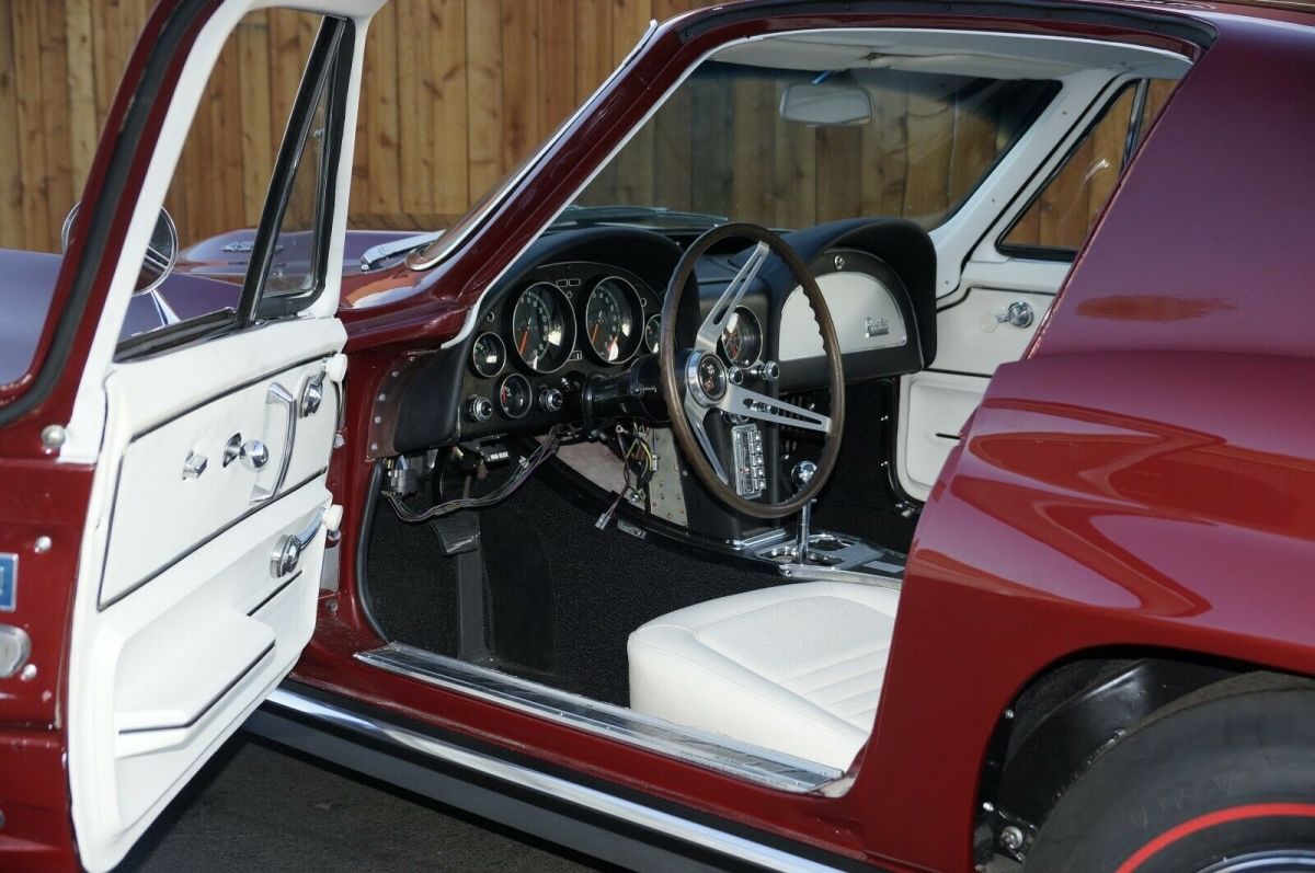 1967 Marlboro Maroon Chevrolet Corvette Coupe