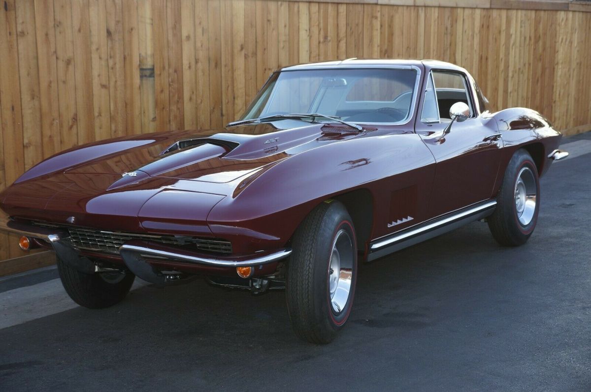 1967 Marlboro Maroon Chevrolet Corvette Coupe