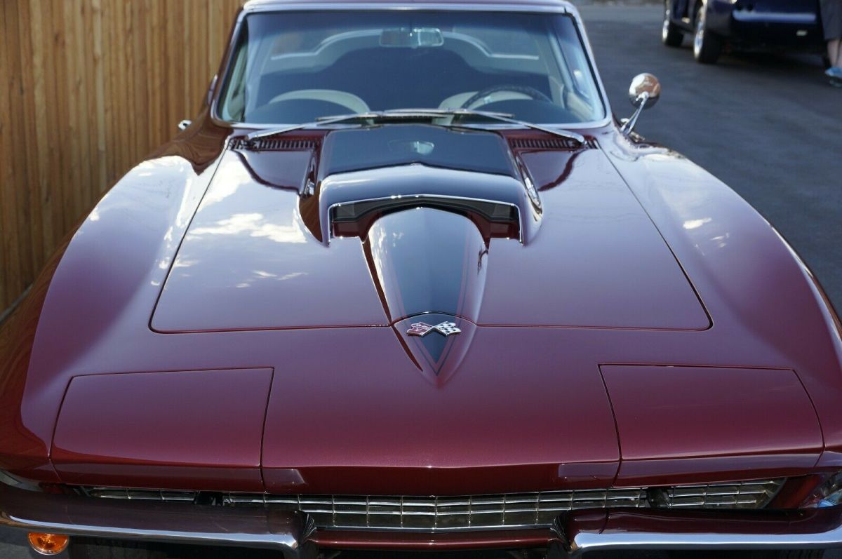 1967 Marlboro Maroon Chevrolet Corvette Coupe