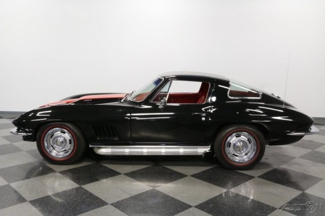 1967 Black Chevrolet Corvette
