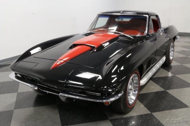1967 Black Chevrolet Corvette