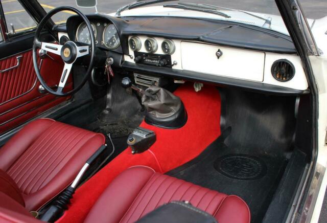 1967 White Alfa Romeo Duetto Dry, Survivor, VIDEO