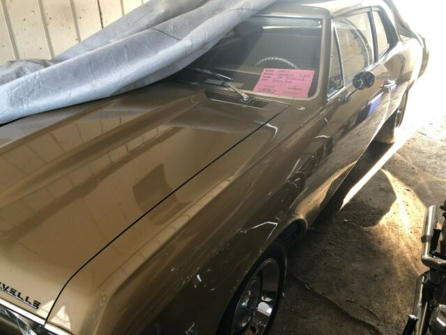 1967 Gold Chevrolet Chevelle Coupe