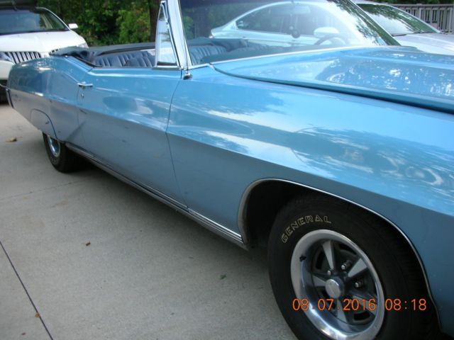 1967 Blue Pontiac Bonneville Convertible