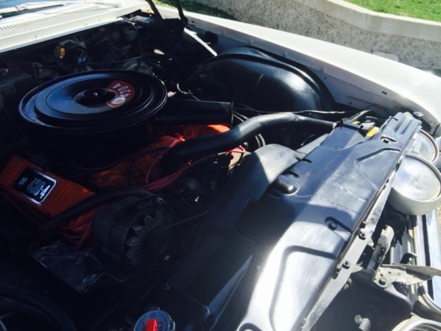 1967 White Buick Riviera Hardtop