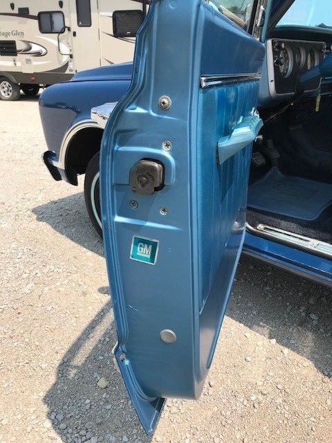 1967 Blue Chevrolet C-10 Standard Cab Pickup