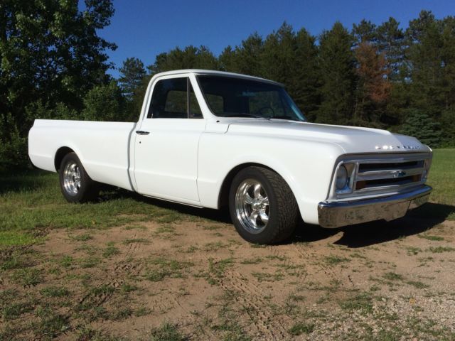 1967 White Chevrolet C-10
