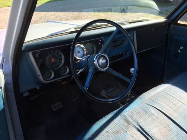 1967 White Chevrolet C-10