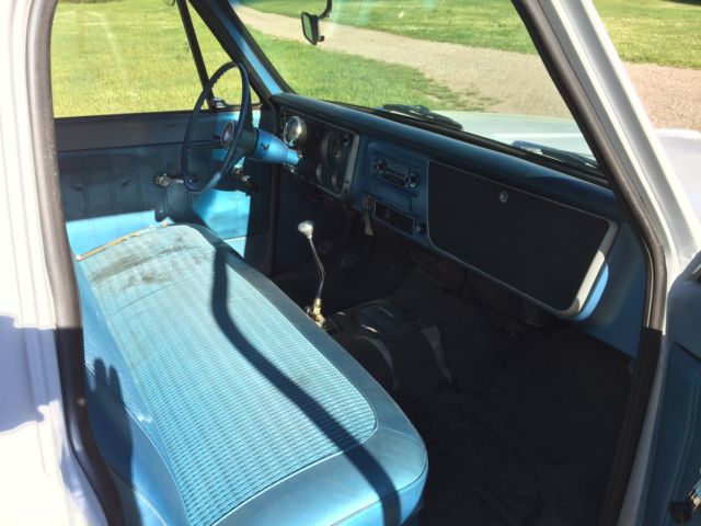 1967 White Chevrolet C-10