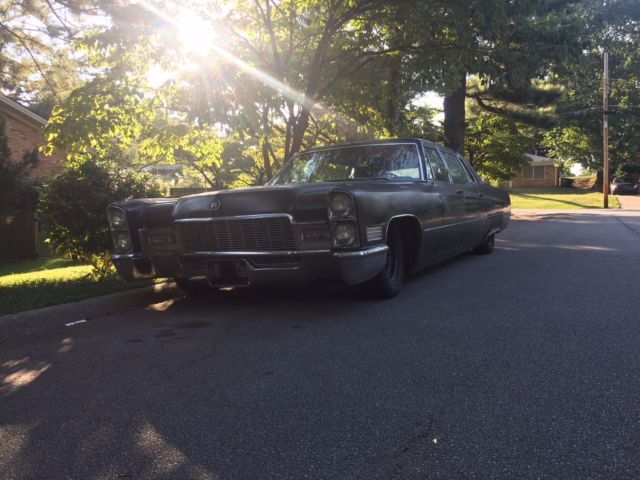 1967 Black Cadillac Fleetwood Limousine