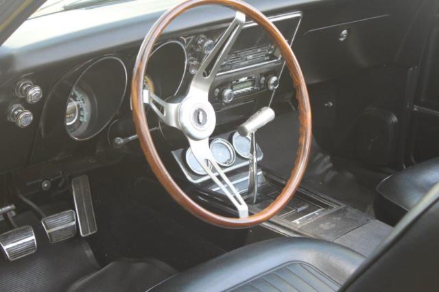 1967 Yellow Chevrolet Camaro Con