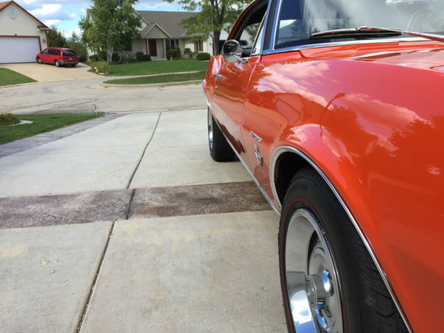 1967 HUGGER ORANGE Chevrolet Camaro