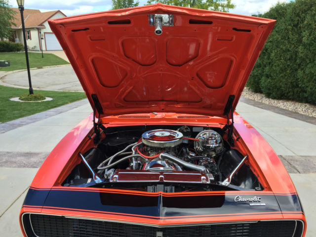 1967 HUGGER ORANGE Chevrolet Camaro