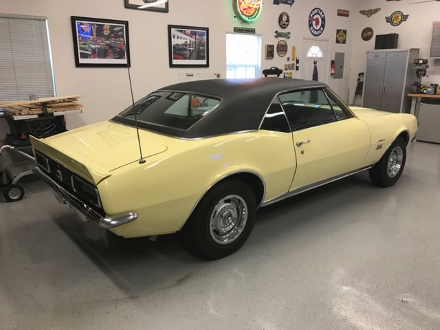 1967 Yellow Chevrolet Camaro