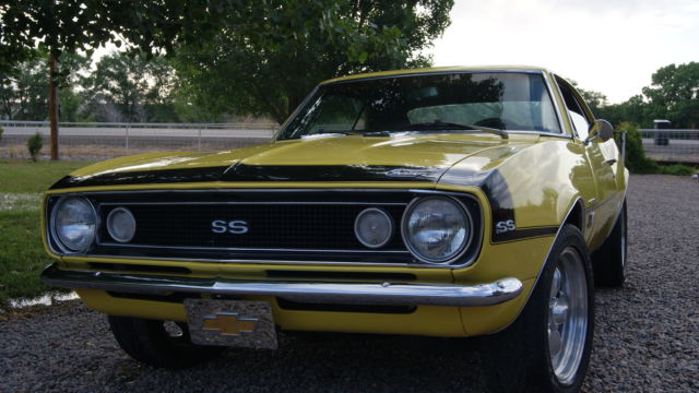 1967 Yellow and Black Chevrolet Camaro