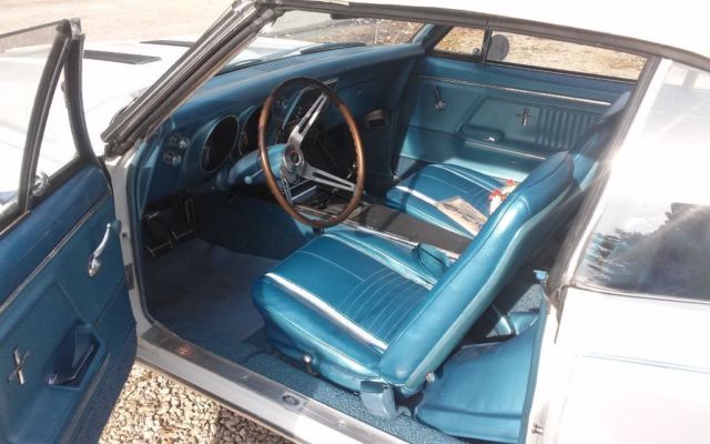 1967 Ermine white Chevrolet Camaro Convertible