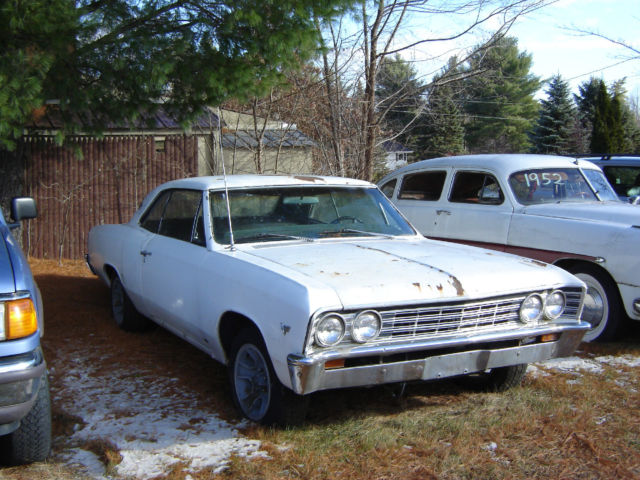 1967 white Chevrolet Chevelle Coupe