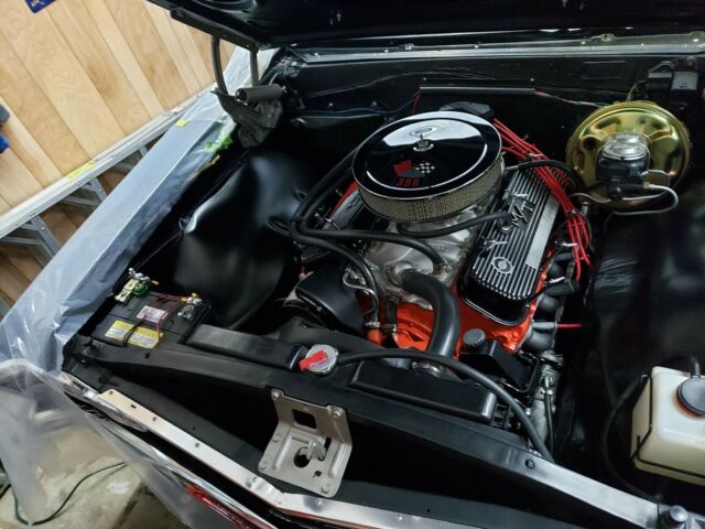 1967 Tuxedo Black Chevrolet Chevelle 2 Door