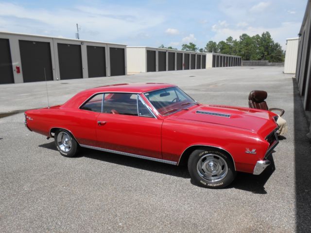 1967 Red Chevrolet Chevelle Coupe