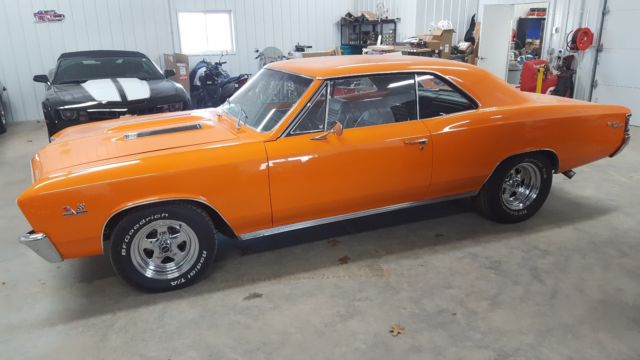 1967 Orange Chevrolet Chevelle Coupe